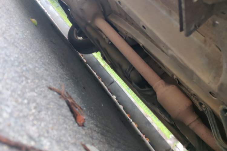 Used Toyota RAV4 2011 2.0L Automatic Luxury Edition Chassis Front Right