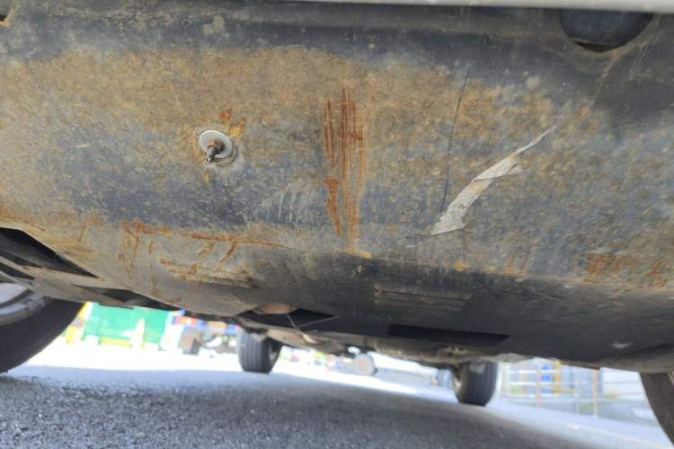 Used Toyota RAV4 2011 2.0L Automatic Classic Edition Chassis Front
