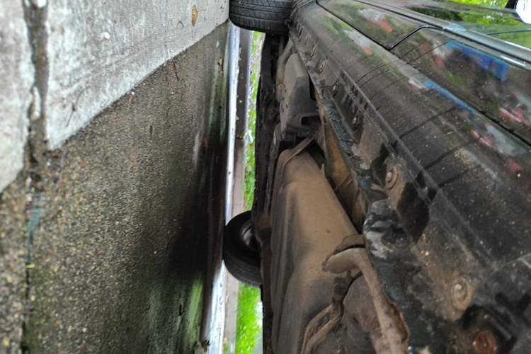 Used Toyota RAV4 2011 2.0L Automatic 4x4 Edition Chassis Rear Left