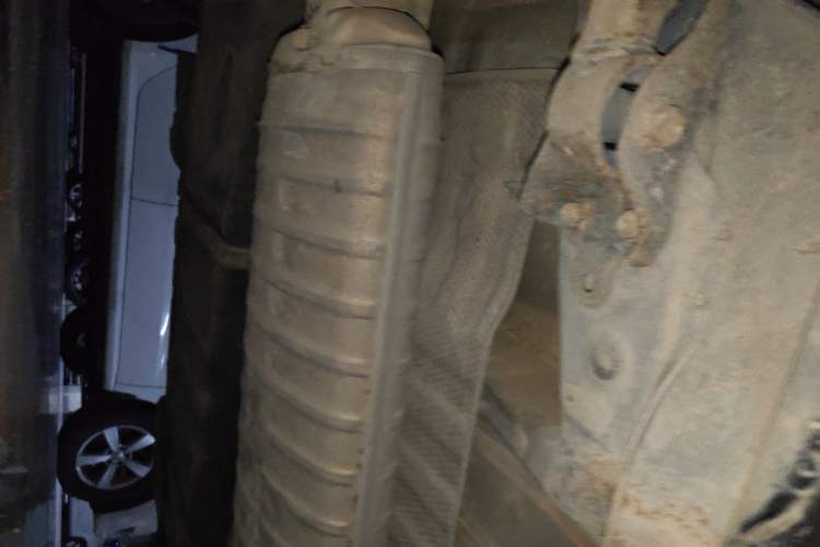 Used Toyota RAV4 2011 2.0L Automatic Luxury Edition Chassis Rear Right