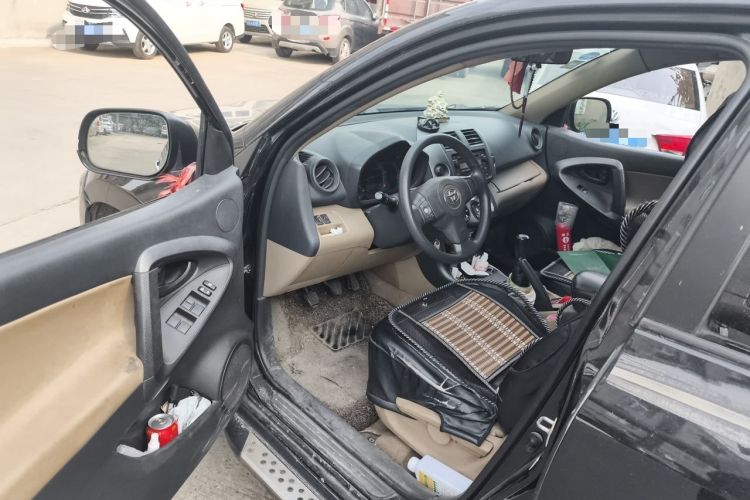 Used Toyota RAV4 2011 2.0L Manual Classic Edition Driver Seat