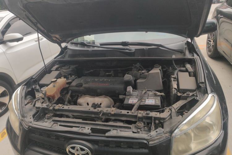 Used Toyota RAV4 2011 2.0L Automatic Classic Edition Engine Bay