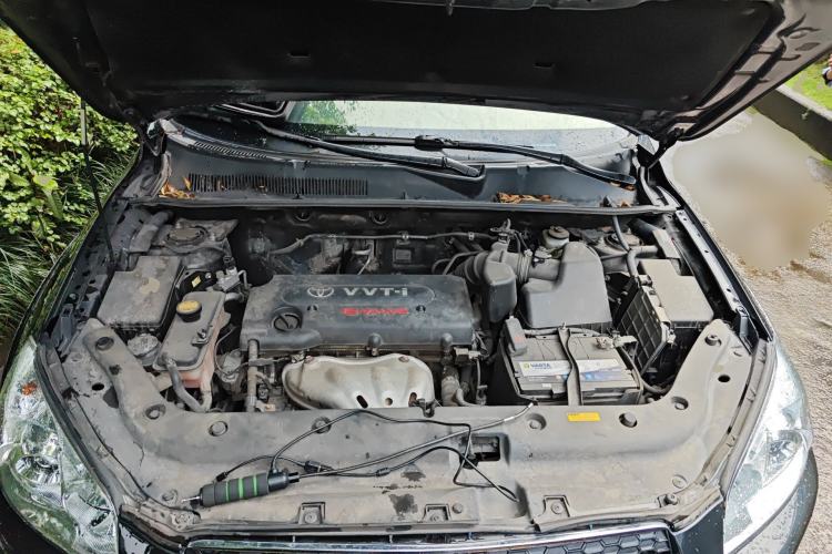 Used Toyota RAV4 2011 2.0L Automatic 4x4 Edition Engine Bay
