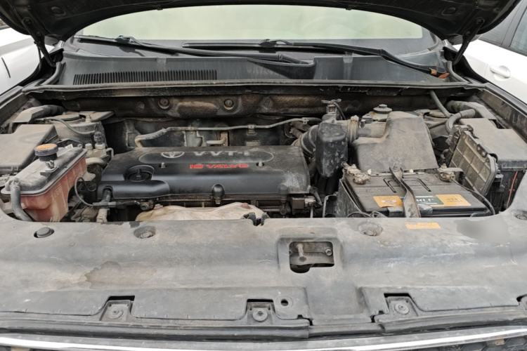 Used Toyota RAV4 2011 2.4L Automatic 4x4 Supreme Edition Engine Bay