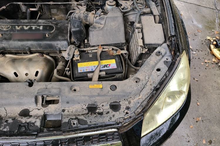 Used Toyota RAV4 2011 2.0L Automatic 4x4 Edition Engine Bay Left