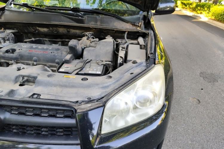 Used Toyota RAV4 2011 2.0L Automatic Classic Edition Engine Bay Left