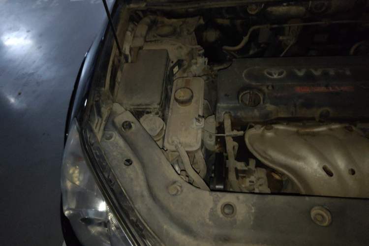 Used Toyota RAV4 2011 2.0L Automatic Luxury Edition Engine Bay Right