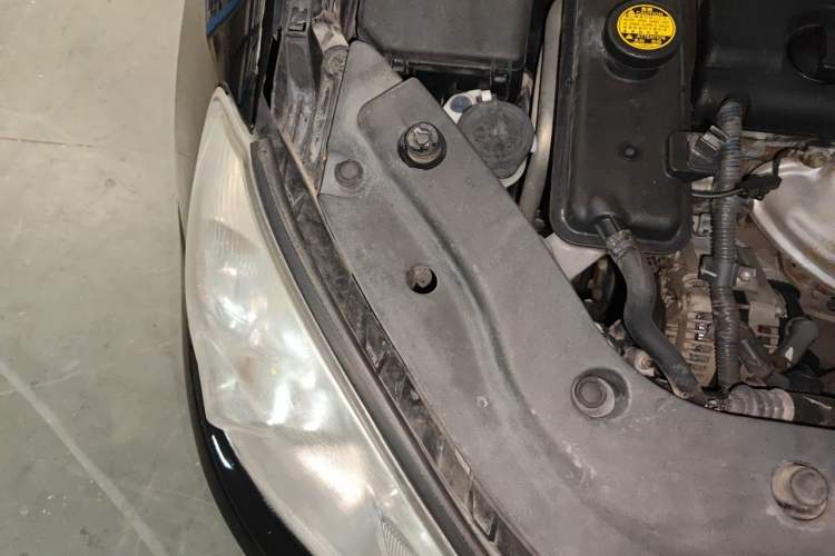 Used Toyota RAV4 2011 2.0L Manual Classic Edition Engine Bay Right