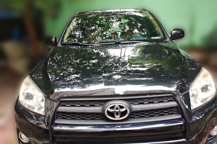 Used Toyota RAV4 2011 2.0L Manual Classic Edition Front