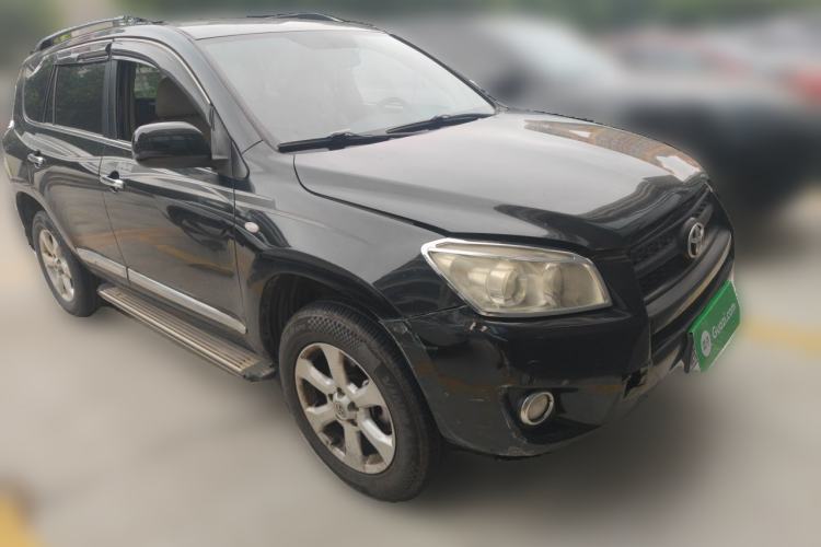 Used Toyota RAV4 2011 2.0L Automatic Classic Edition Front Right 45 Deg