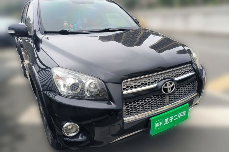 Used Toyota RAV4 2011 2.4L Automatic 4x4 Luxury Edition Front Right 45 Deg