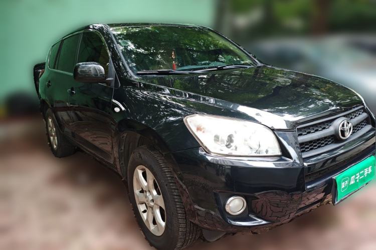 Used Toyota RAV4 2011 2.0L Manual Classic Edition Front Right 45 Deg