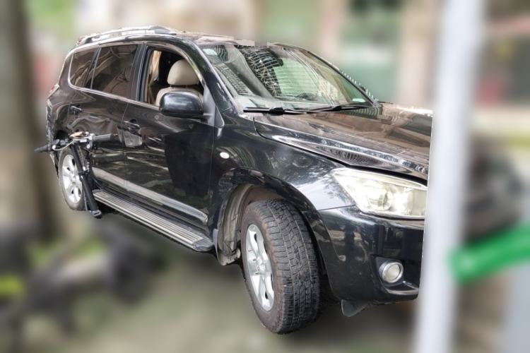 Used Toyota RAV4 2011 2.0L Automatic Classic Edition Front Right 45 Deg