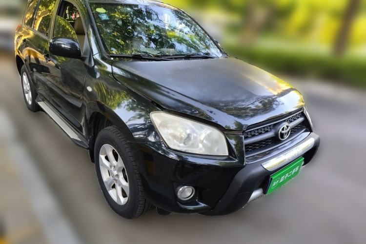 Used Toyota RAV4 2011 2.0L Automatic Classic Edition Front Right 45 Deg