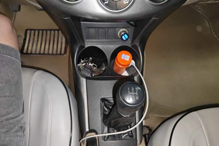 Used Toyota RAV4 2011 2.0L Manual Classic Edition Gear Lever