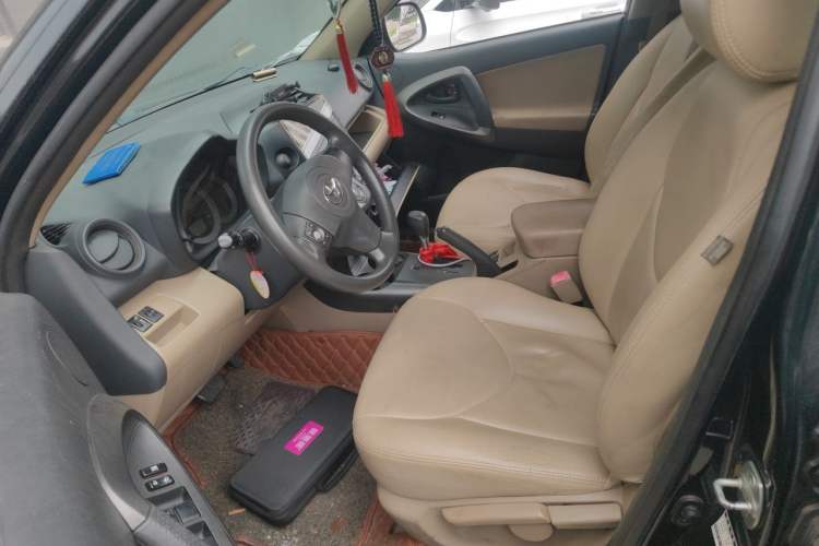 Used Toyota RAV4 2011 2.0L Automatic Classic Edition Left Front Seat