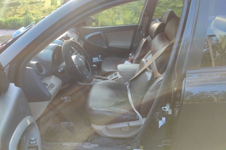 Used Toyota RAV4 2011 2.0L Automatic 4x4 Edition Left Front Seat