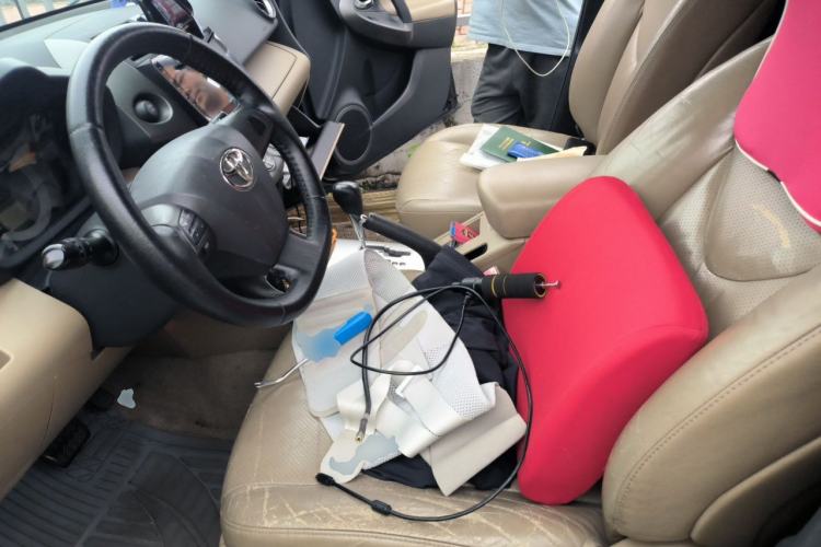 Used Toyota RAV4 2011 2.4L Automatic 4x4 Luxury Edition Left Front Seat