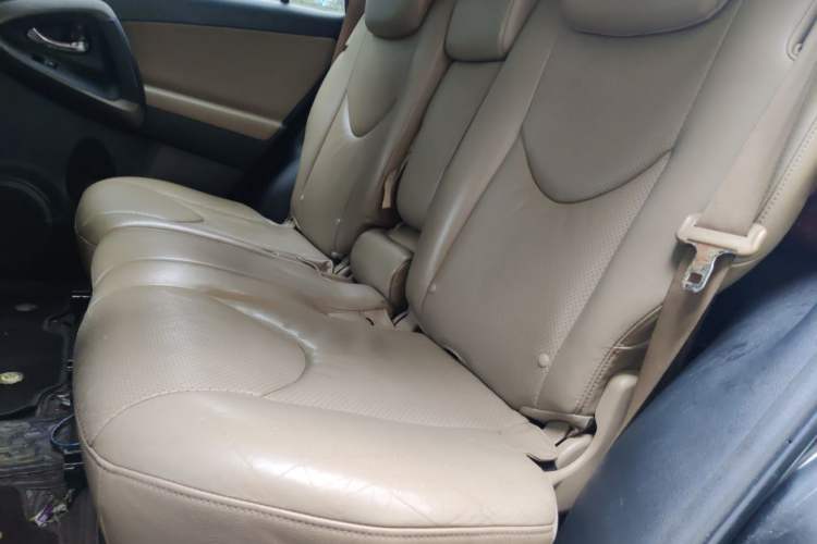 Used Toyota RAV4 2011 2.0L Automatic Luxury Edition Left Rear Seat