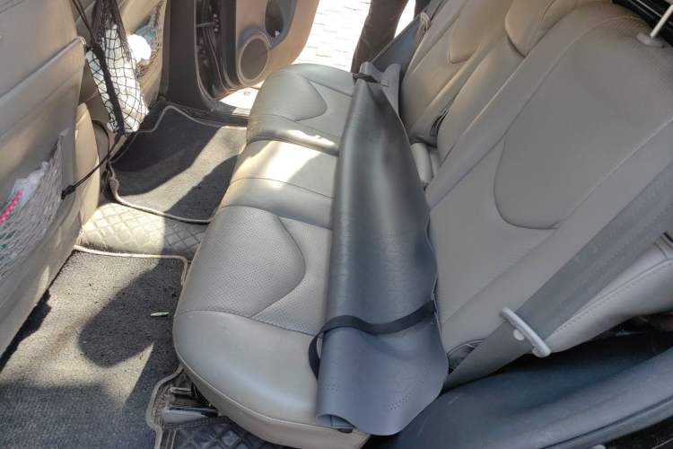 Used Toyota RAV4 2011 2.0L Automatic Luxury Edition Left Rear Seat