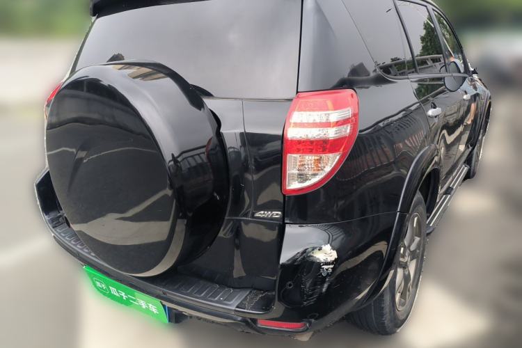 Used Toyota RAV4 2011 2.4L Automatic 4x4 Luxury Edition Rear Right 45 Deg