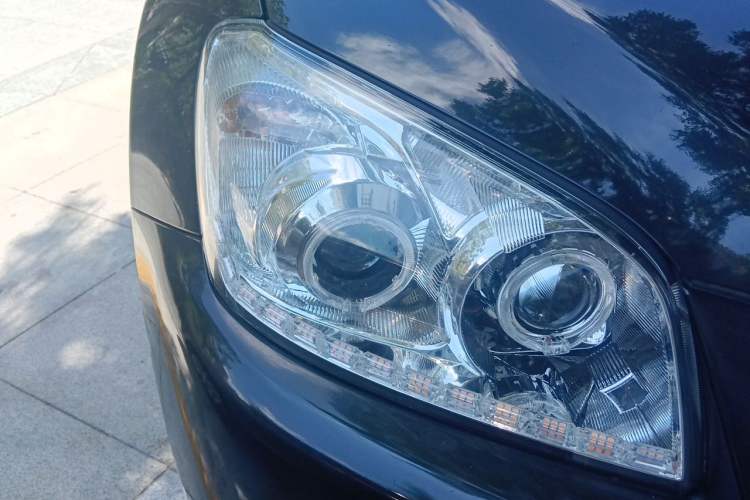 Used Toyota RAV4 2011 2.0L Manual Classic Edition Right Front Headlight
