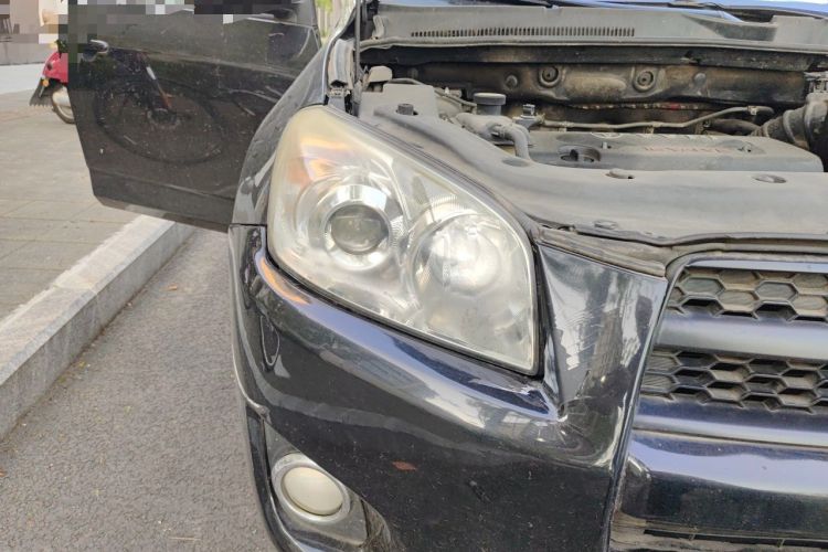 Used Toyota RAV4 2011 2.0L Manual Classic Edition Right Front Headlight