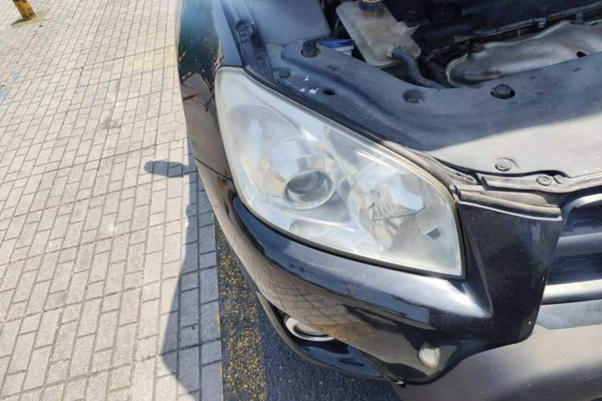 Used Toyota RAV4 2011 2.0L Automatic Classic Edition Right Front Headlight