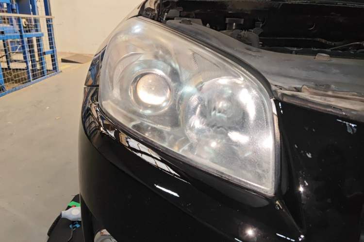 Used Toyota RAV4 2011 2.0L Manual Classic Edition Right Front Headlight