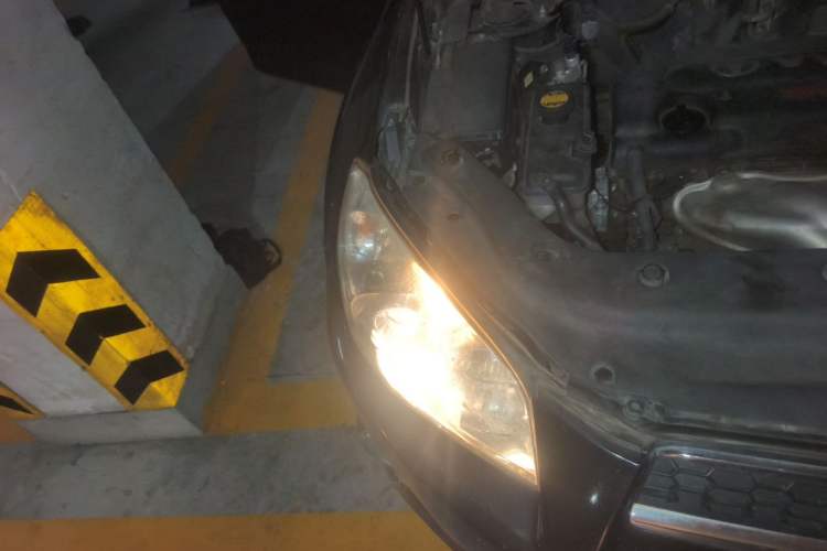 Used Toyota RAV4 2011 2.0L Automatic 4x4 Edition Right Front Headlight