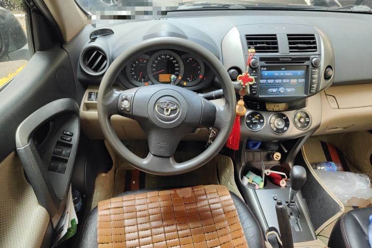 Used Toyota RAV4 2011 2.0L Automatic Classic Edition Steering Wheel