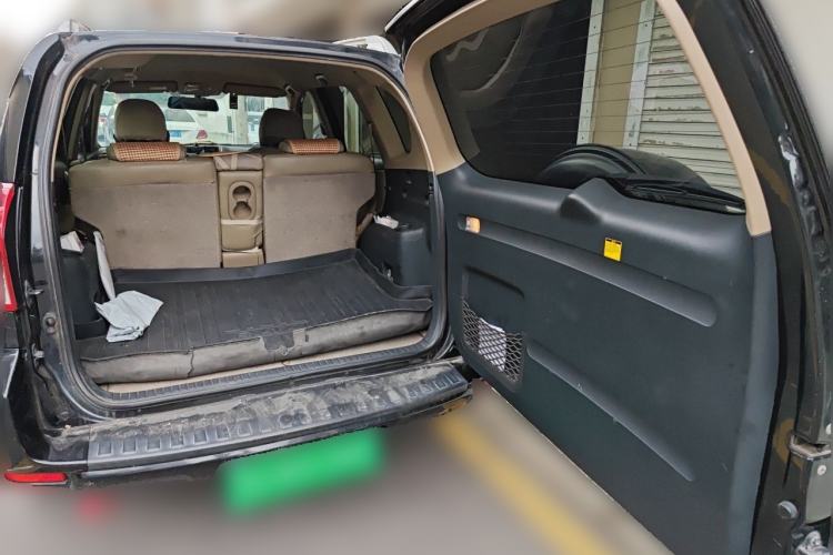 Used Toyota RAV4 2011 2.0L Automatic Classic Edition Trunk