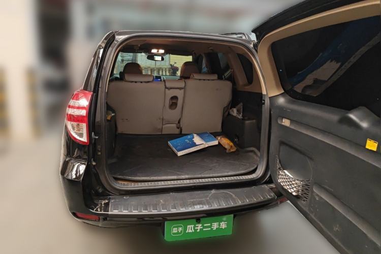 Used Toyota RAV4 2011 2.0L Manual Classic Edition Trunk