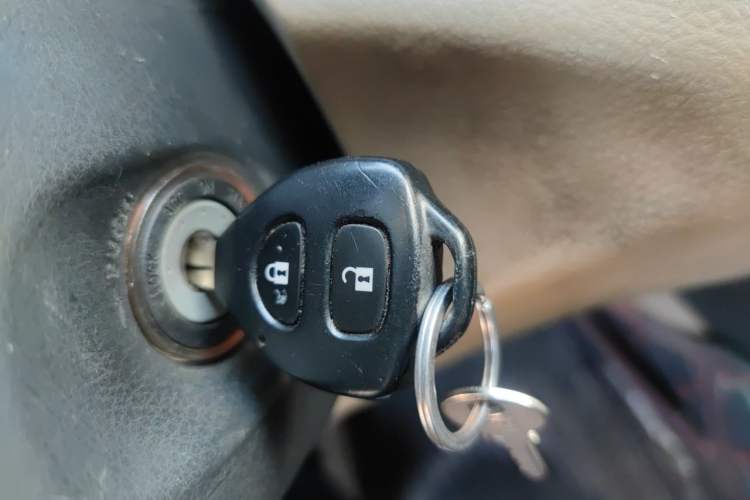 Used Toyota RAV4 2011 2.0L Automatic 4x4 Edition Vehicle Key