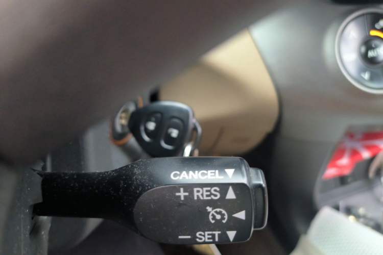 Used Toyota RAV4 2011 2.4L Automatic 4x4 Luxury Edition Vehicle Key