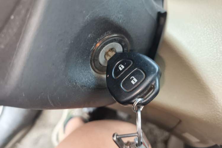 Used Toyota RAV4 2011 2.0L Manual Classic Edition Vehicle Key
