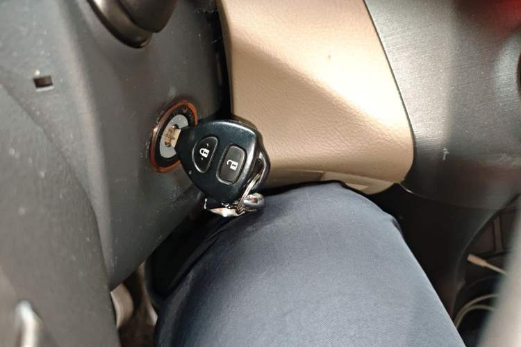 Used Toyota RAV4 2011 2.0L Manual Classic Edition Vehicle Key