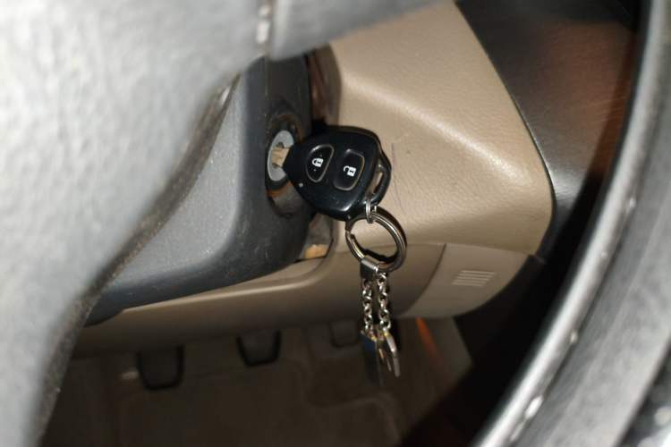 Used Toyota RAV4 2011 2.0L Manual Classic Edition Vehicle Key