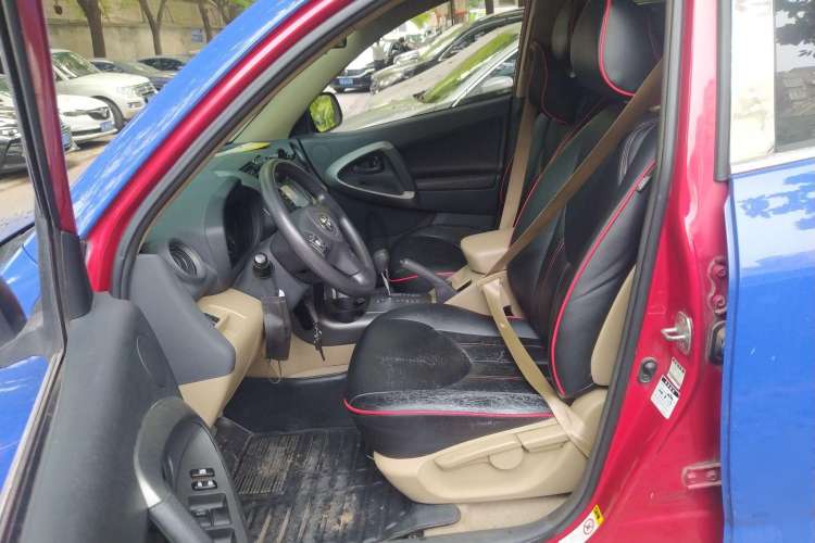 Used Toyota RAV4 2011 2.0L Automatic Classic Edition Left Front Seat