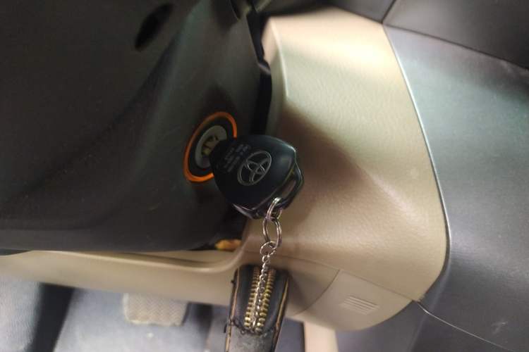 Used Toyota RAV4 2011 2.0L Automatic Classic Edition Vehicle Key