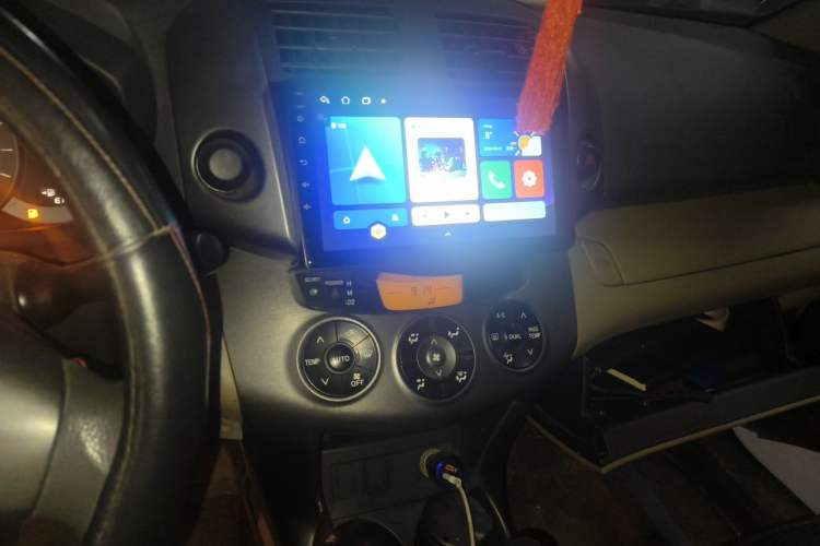 Used Toyota RAV4 2011 2.0L Automatic Classic Edition Audio And AC Panel