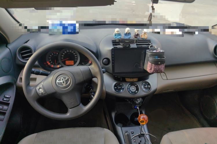 Used Toyota RAV4 2011 2.0L Automatic Classic Edition Center Console