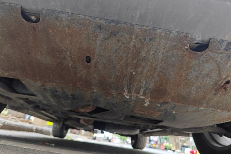 Used Toyota RAV4 2011 2.0L Automatic Luxury Edition Chassis Front
