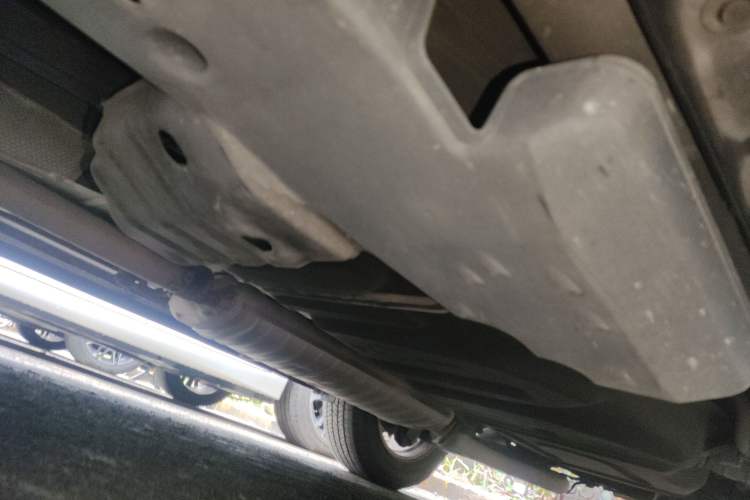 Used Toyota RAV4 2011 2.0L Automatic Luxury Edition Chassis Front Left