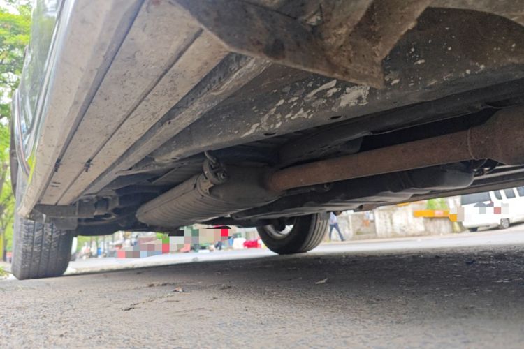 Used Toyota RAV4 2011 2.0L Automatic Luxury Edition Chassis Front Right