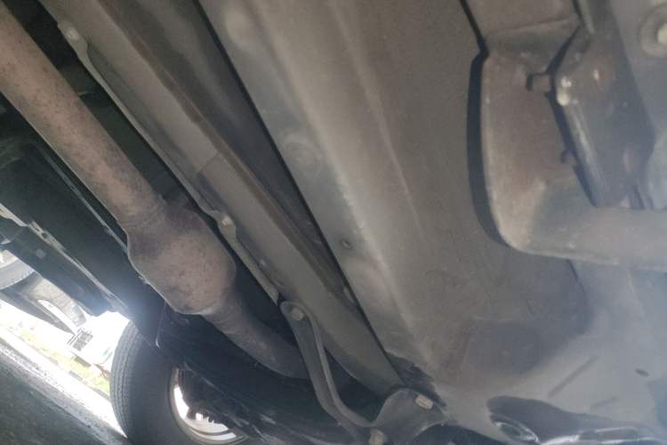 Used Toyota RAV4 2011 2.0L Automatic Luxury Edition Chassis Front Right