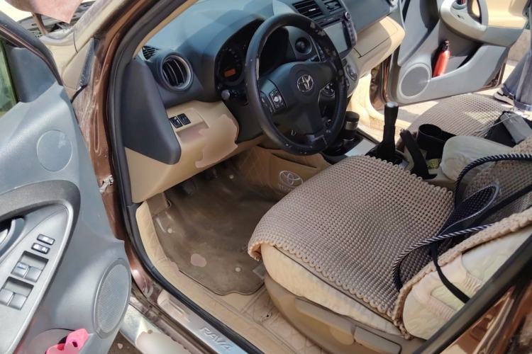 Used Toyota RAV4 2011 2.0L Manual 4x4 Edition Driver Seat