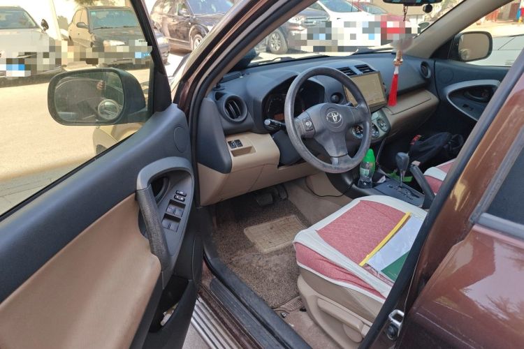 Used Toyota RAV4 2011 2.0L Automatic Classic Edition Driver Seat