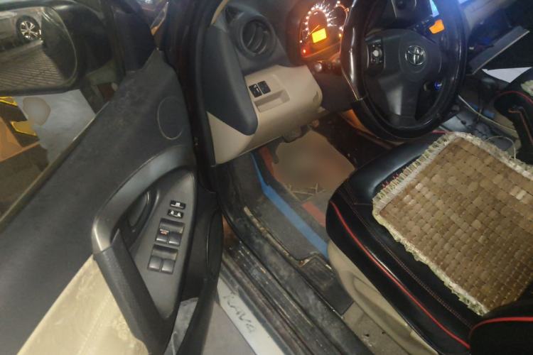 Used Toyota RAV4 2011 2.0L Automatic Classic Edition Driver Seat