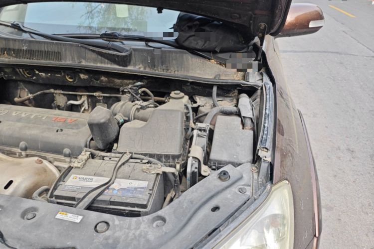 Used Toyota RAV4 2011 2.0L Automatic Luxury Edition Engine Bay Left